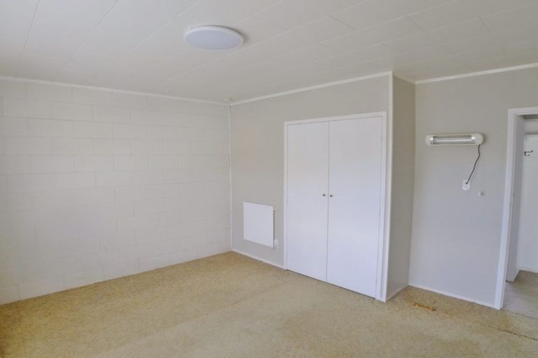 Photo of property in 2/60 Gardner Avenue, New Lynn, Auckland, 0600