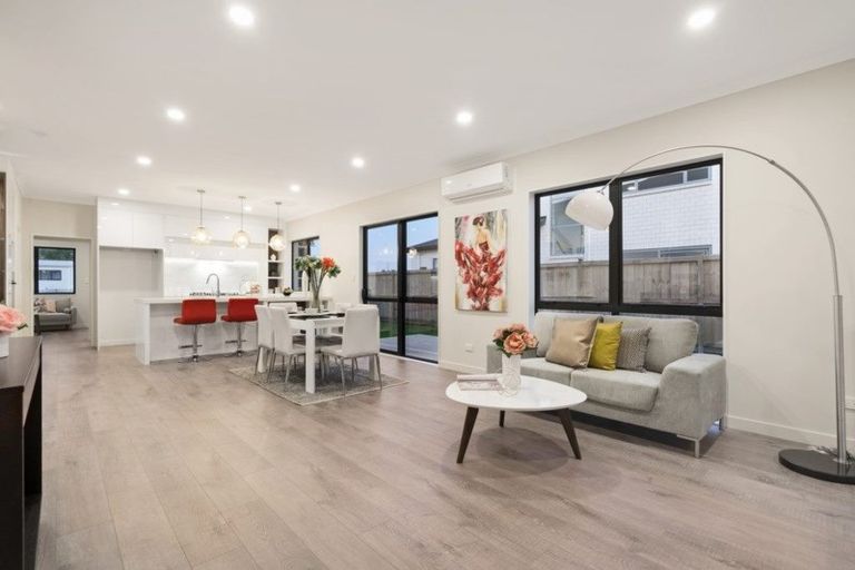 Photo of property in 26 Papareia Road, Karaka, Papakura, 2113