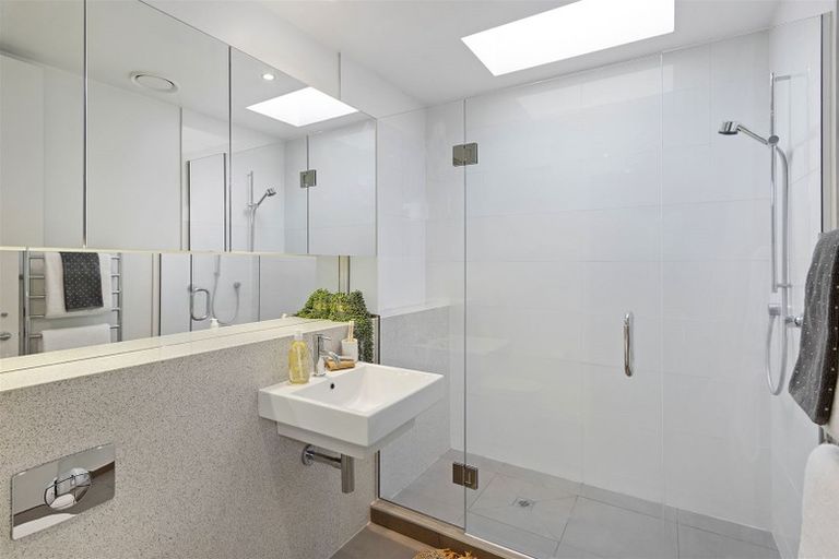 Photo of property in 70 Office Road, Merivale, Christchurch, 8014