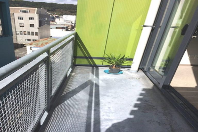 Photo of property in Dual Apartments, 303/142 Vivian Street, Te Aro, Wellington, 6011