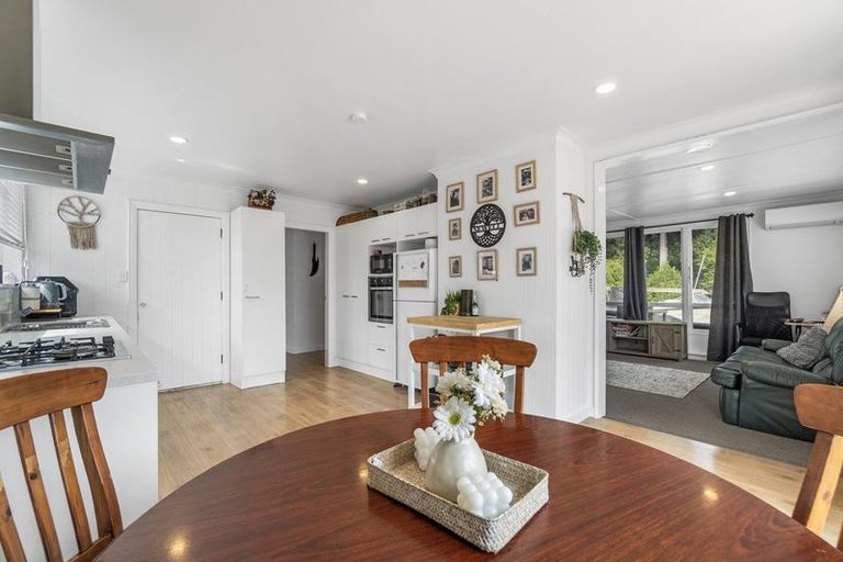 Photo of property in 2 Robertson Place, Rukuhia, Hamilton, 3282