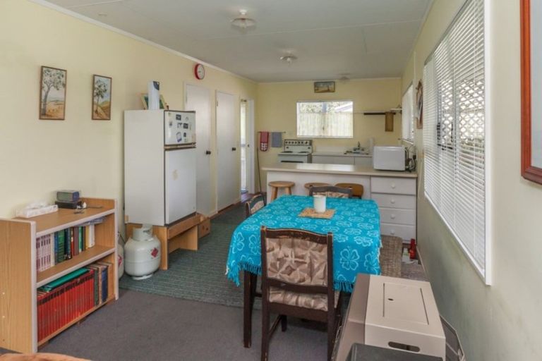 Photo of property in 173 Kahukura Avenue, Waitarere Beach, Levin, 5510