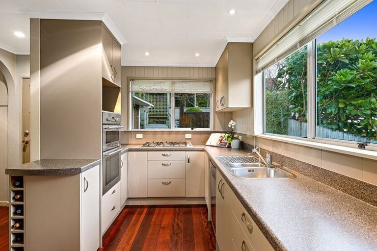 Photo of property in 14 Bellringer Road, Massey, Auckland, 0614