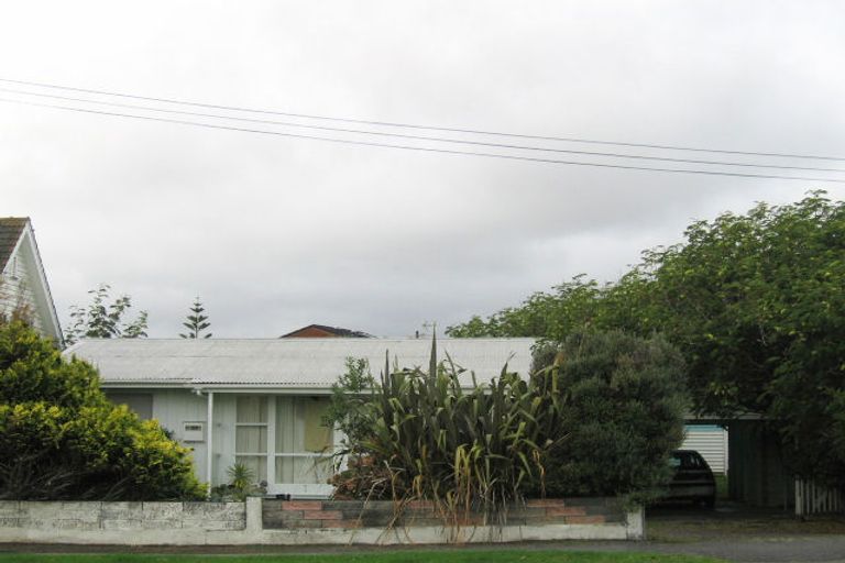 Photo of property in 92 Manly Street, Paraparaumu Beach, Paraparaumu, 5032