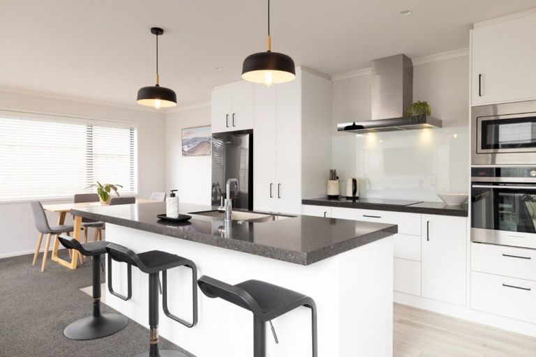 Photo of property in 4 Foley Grove, Pyes Pa, Tauranga, 3110