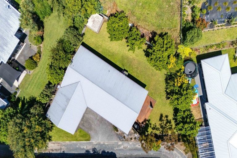 Photo of property in 15a Heta Road, Highlands Park, New Plymouth, 4312