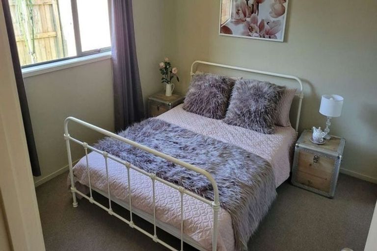 Photo of property in 11 Mckenzie Place, Rototuna North, Hamilton, 3210