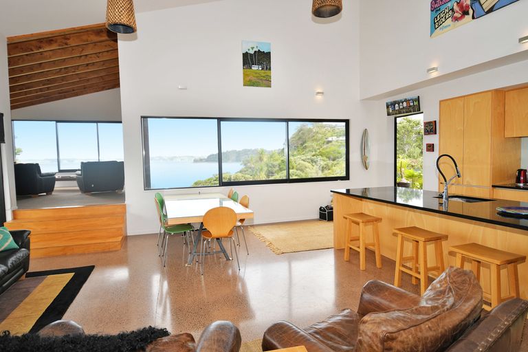 Photo of property in 15c Wonderview Road, Leigh, 0985