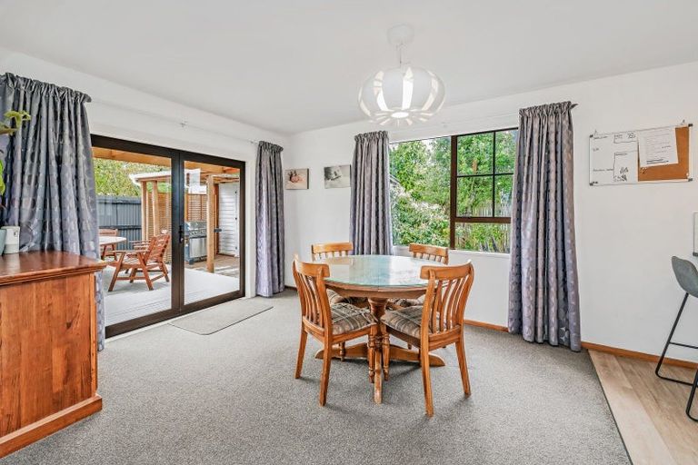 Photo of property in 12 Torlesse Crescent, Darfield, 7510