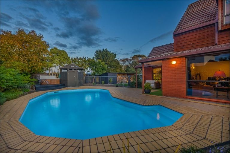 Photo of property in 79 Waterloo Crescent, Hokowhitu, Palmerston North, 4410