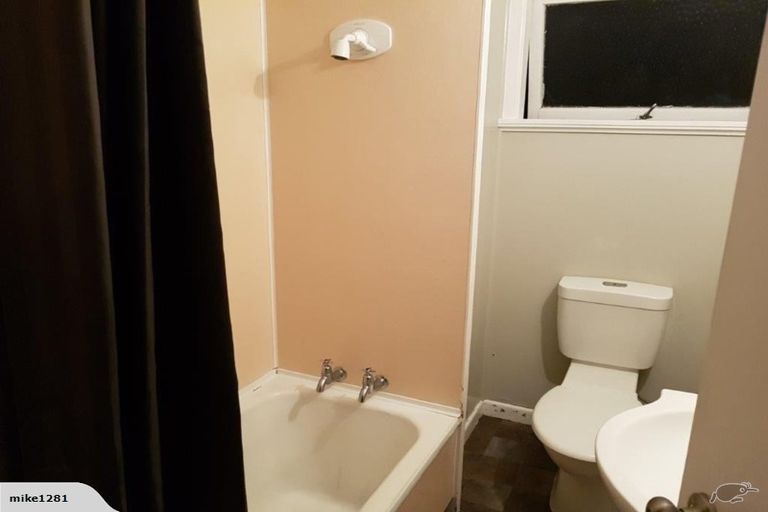 Photo of property in 1/87 Gray Avenue, Mangere East, Auckland, 2024