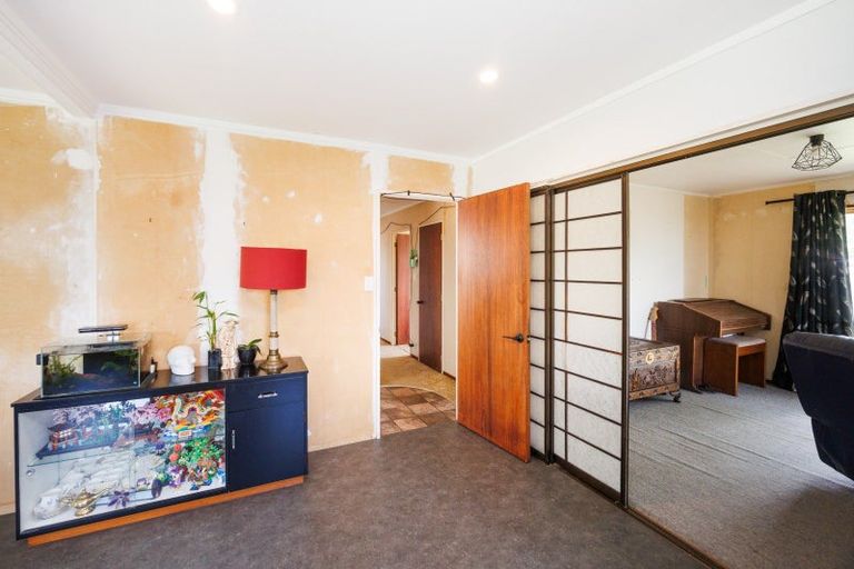 Photo of property in 3 Clutha Place, Westbrook, Palmerston North, 4412