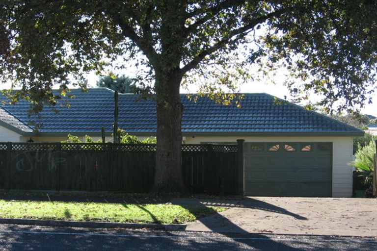 Photo of property in 2/28 Clendon Avenue, Papatoetoe, Auckland, 2025
