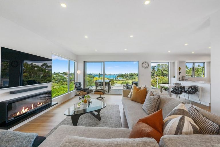 Photo of property in 13 Wilding Avenue, Northcote Point, Auckland, 0627