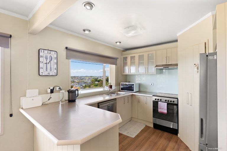 Photo of property in 89 Lonely Track Road, Fairview Heights, Auckland, 0632