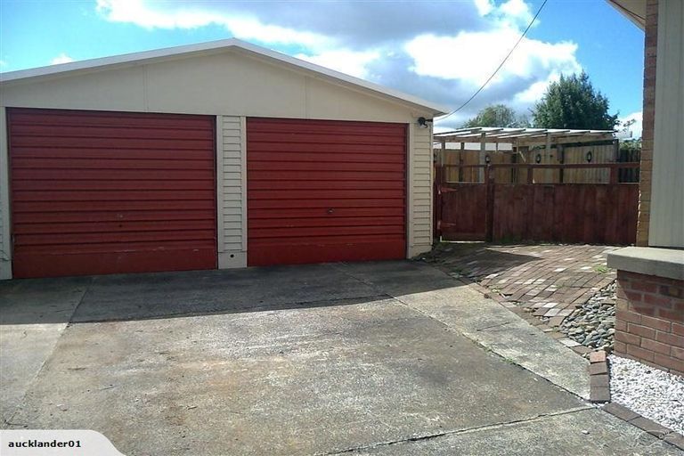 Photo of property in 172 Queen Street, Pukekohe, 2120