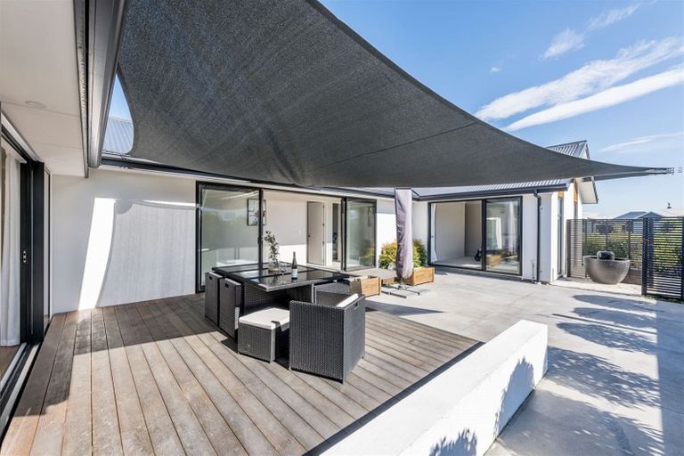 Photo of property in 5 Wilderness Green, Prebbleton, 7604