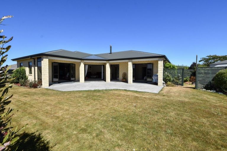 Photo of property in 39 Armstrong Avenue, Carterton, 5713