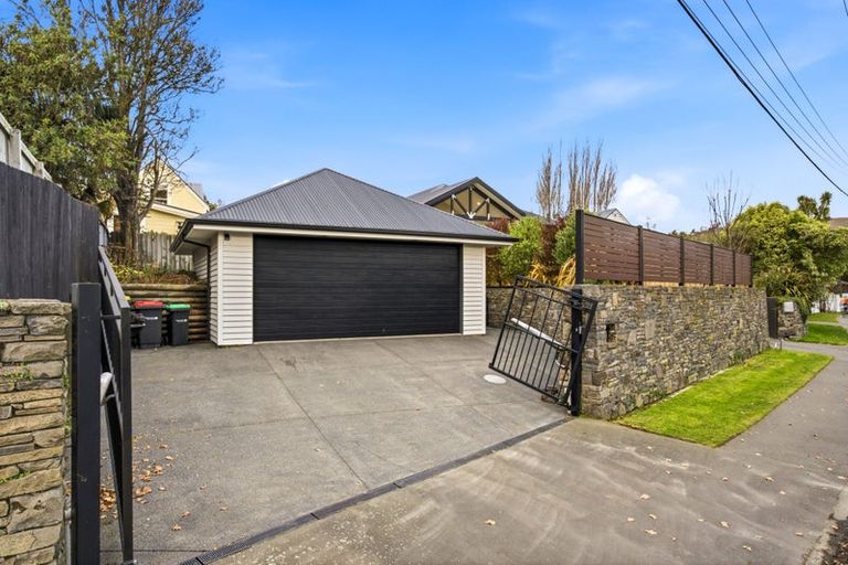 Photo of property in 205 Fifield Terrace, Opawa, Christchurch, 8023