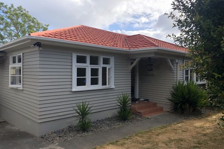 Photo of property in 2b Whitford Avenue, Mount Wellington, Auckland, 1060