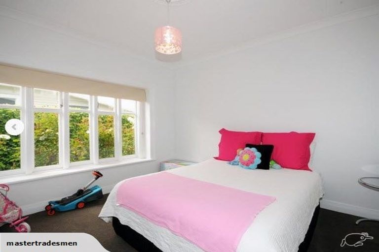 Photo of property in 52 Hawkesbury Avenue, St Albans, Christchurch, 8014