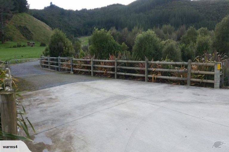 Photo of property in 964 Whitemans Valley Road, Whitemans Valley, Upper Hutt, 5371