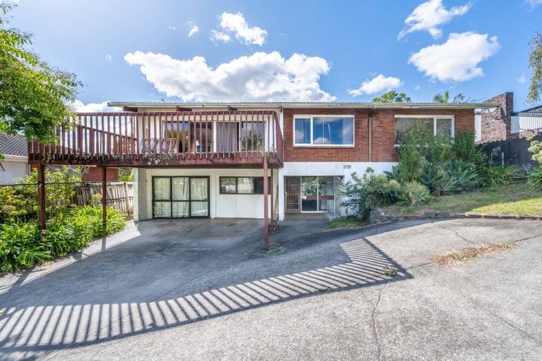 Photo of property in 15 Glenmore Road, Sunnyhills, Auckland, 2010