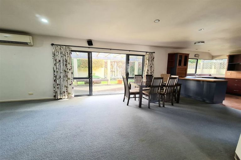 Photo of property in 21a Sandwich Road, St Andrews, Hamilton, 3200