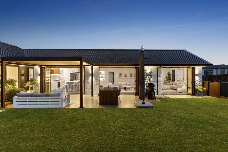 Photo of property in 5 Canoe Lane, Riverhead, 0820