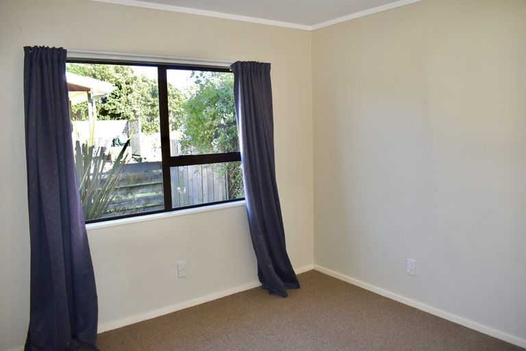 Photo of property in 17 Gawler Street, Te Horo Beach, Otaki, 5581