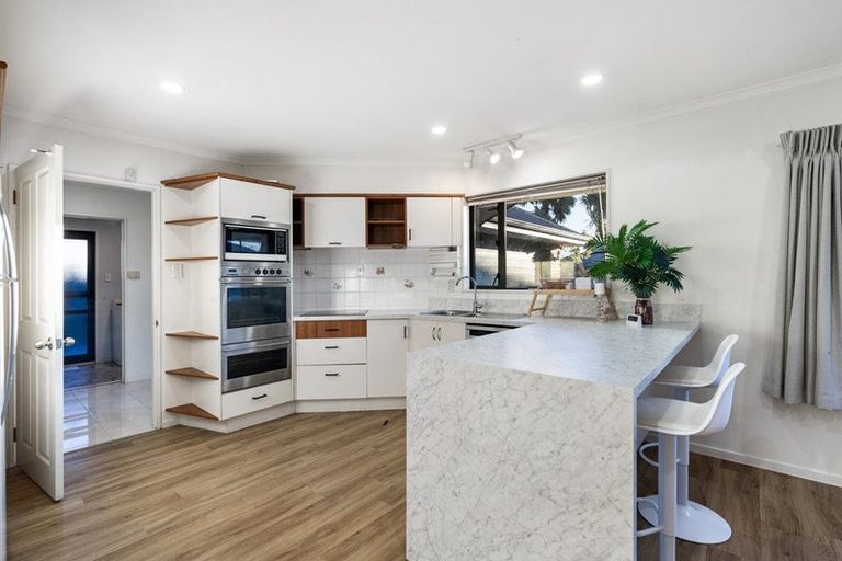 Photo of property in 27 Ti Rakau Drive, Woolston, Christchurch, 8023