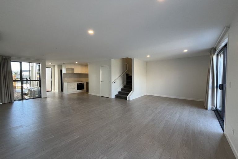 Photo of property in 2/36 Henry Tayler Rise, Wainui, 0932