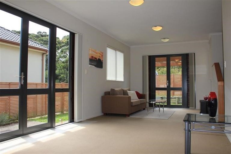Photo of property in 50 Greenbough Lane, Greenhithe, Auckland, 0632