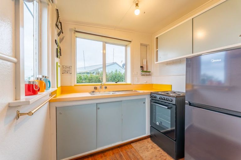 Photo of property in 42 Stirling Street, Kakanui, Oamaru, 9495