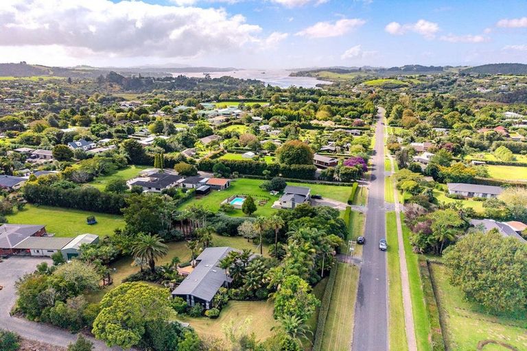 Photo of property in 6 Kendall Road, Kerikeri, 0230