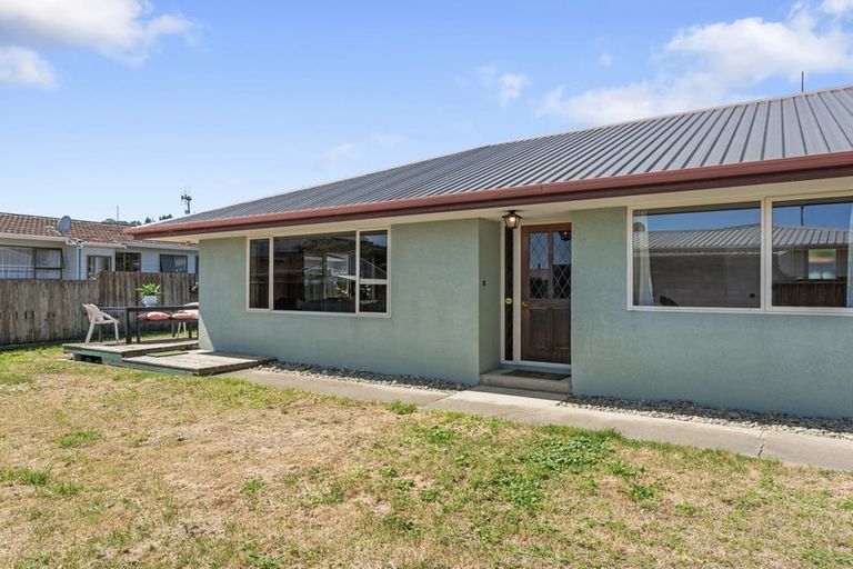 Photo of property in 16 Blackwood Street, Wakatu, Nelson, 7011