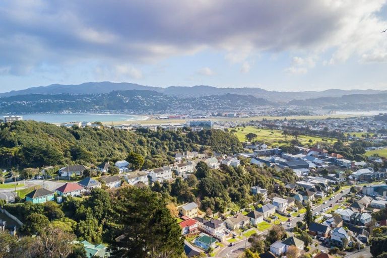 Photo of property in 102 Sidlaw Street, Strathmore Park, Wellington, 6022