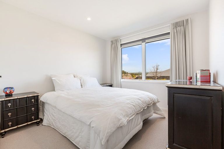 Photo of property in 36 Accolage Boulevard, Kumeu, 0810