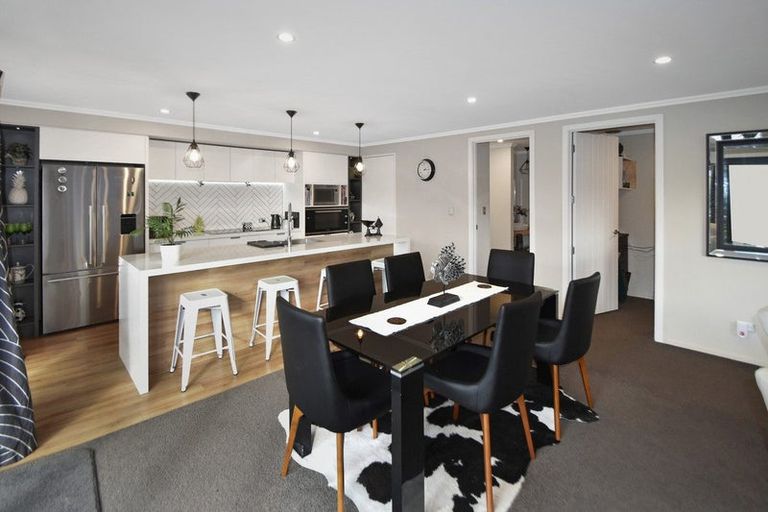 Photo of property in 11 Lakeland Avenue, Twizel, 7901