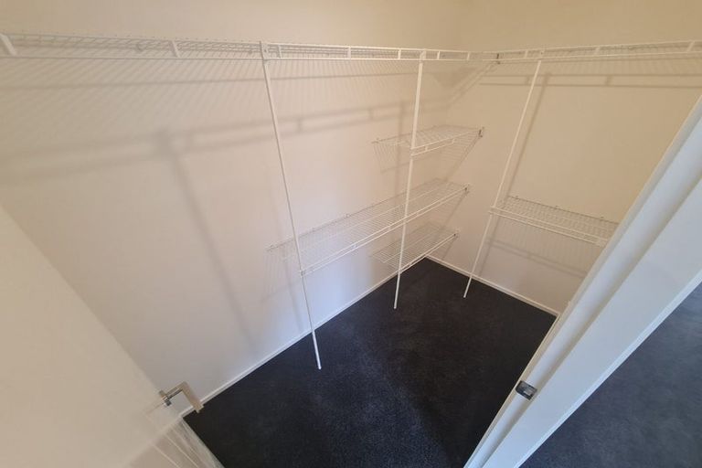 Photo of property in 7 Rewarewa Way, Timberlea, Upper Hutt, 5018