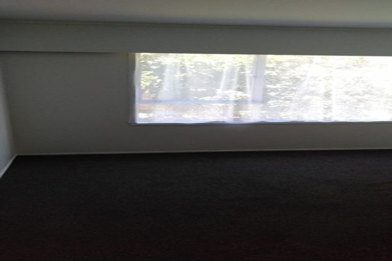 Photo of property in 2/10 Gloaming Place, Conifer Grove, Takanini, 2112