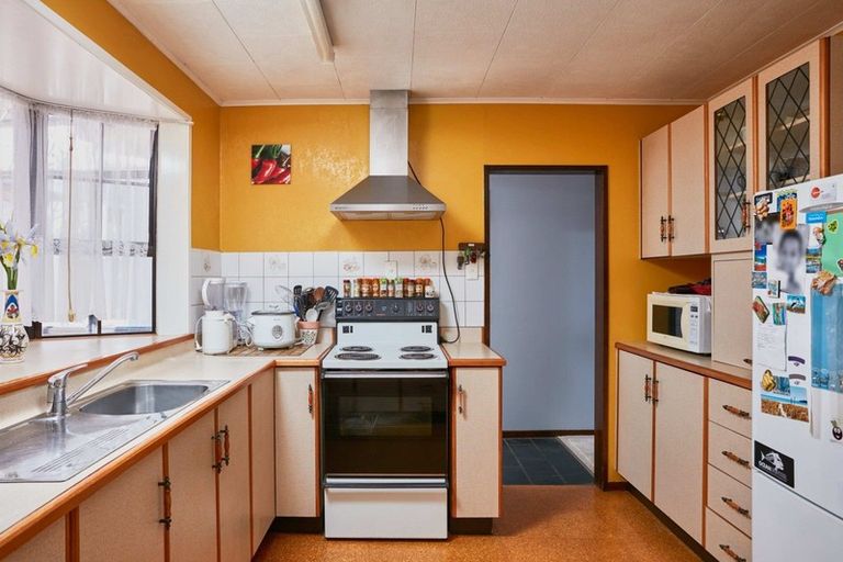 Photo of property in 2 Heatherlea Street, Outer Kaiti, Gisborne, 4010