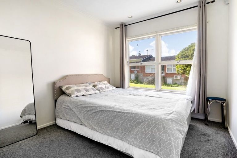 Photo of property in 6/12 Raines Avenue, Forrest Hill, Auckland, 0620