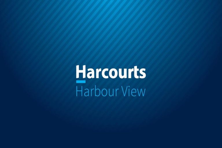 Photo of property in 26 Vinistra Road, Kumeu, 0810