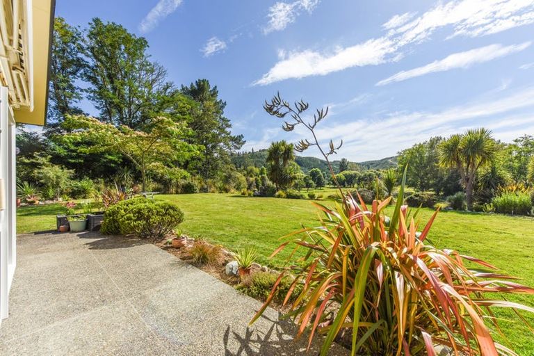 Photo of property in 927 Waiwhero Road, Ngatimoti, Motueka, 7196