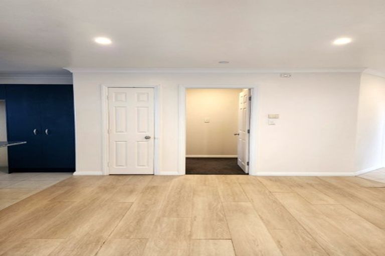 Photo of property in 2 Hastie Avenue, Mangere Bridge, Auckland, 2022