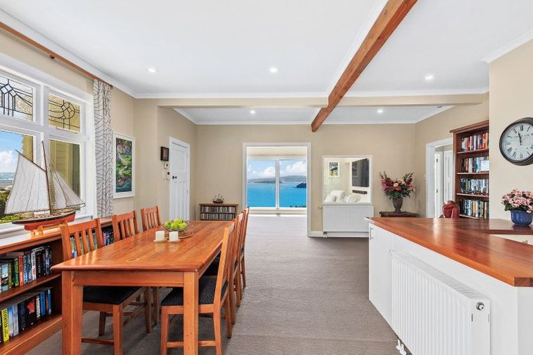 Photo of property in 139 Grafton Road, Roseneath, Wellington, 6011