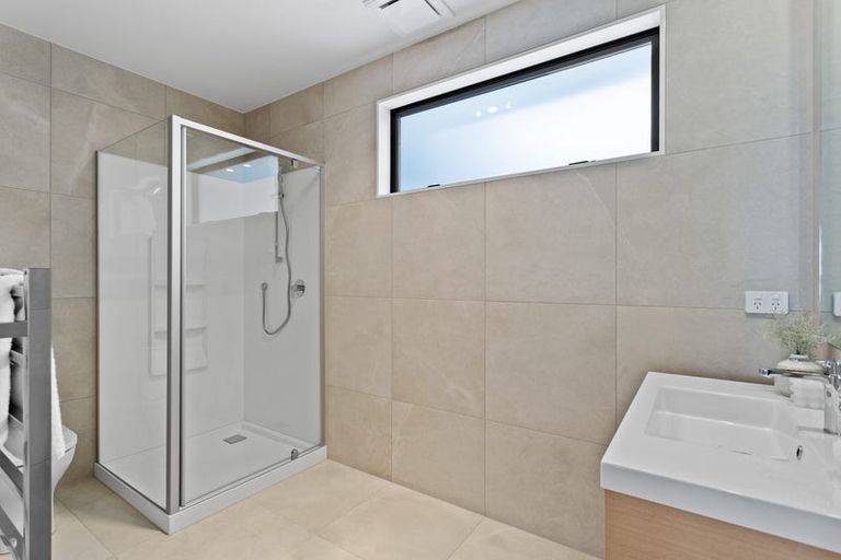 Photo of property in 15 Roundel Crescent, Whenuapai, Auckland, 0618