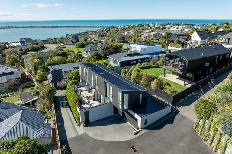 Photo of property in 14 Assisi Street, Mount Pleasant, Christchurch, 8081