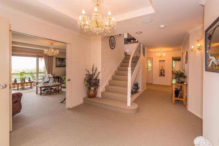 Photo of property in 10 Blencathra Place, Westmorland, Christchurch, 8025